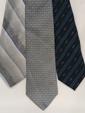 Vintage 100% Silk Neckties Lot Of 3 GB & Saville Row Blue Gray Striped Geometric